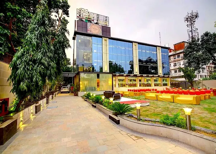 The Palm Spring A Boutique Hotel Naraina New Delhi